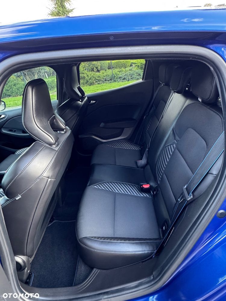 Renault Clio E-TECH 140 R.S LINE - 24