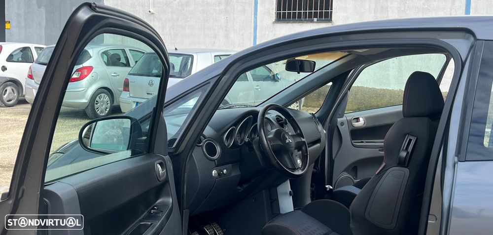 Mitsubishi Colt 1.5 T Ralliart - 6