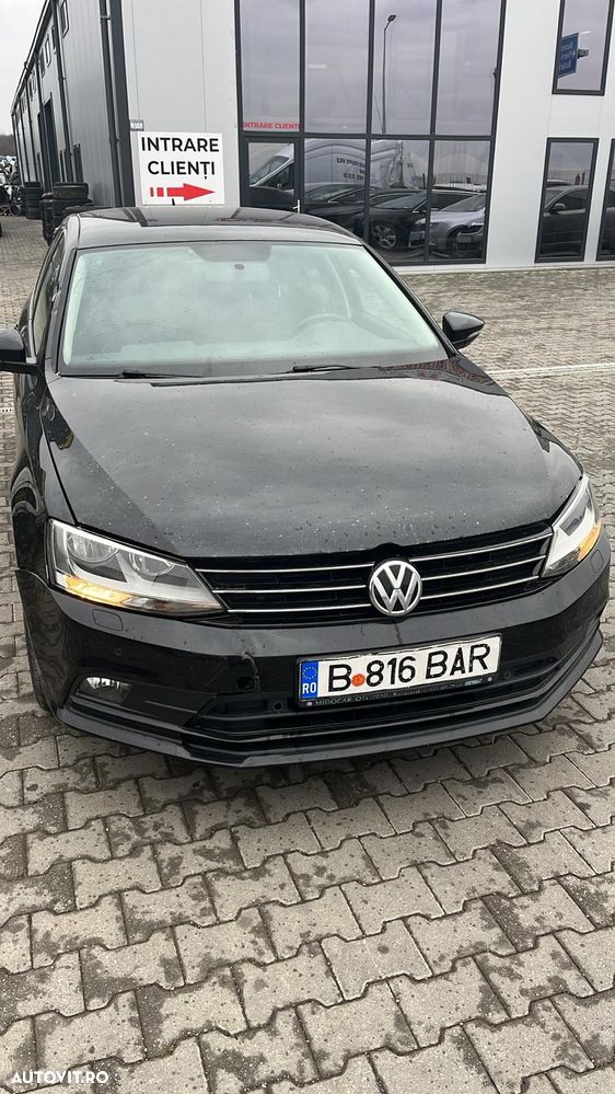 Volkswagen Jetta 1.2 TSI Trendline - 2