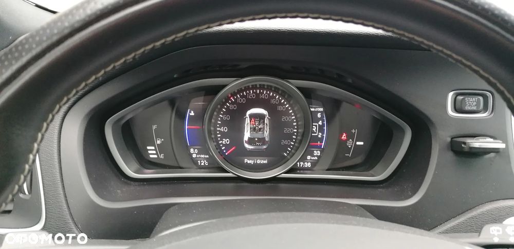 Volvo V40 T3 Drive-E R-Design Momentum - 20