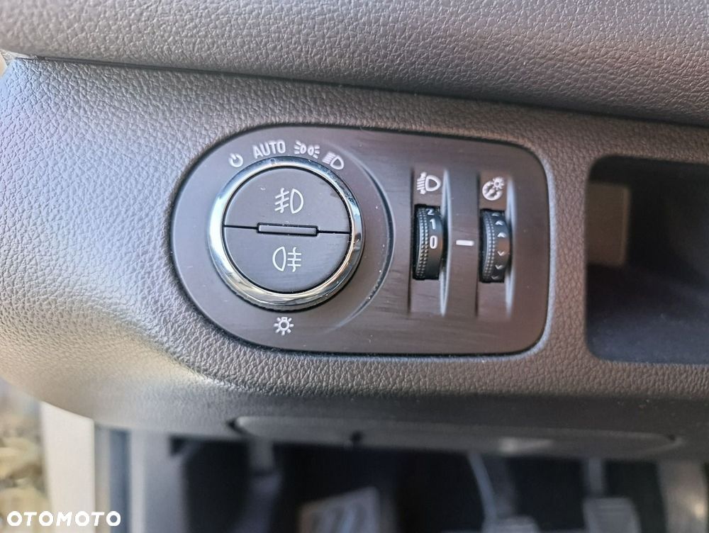 Opel Meriva - 16