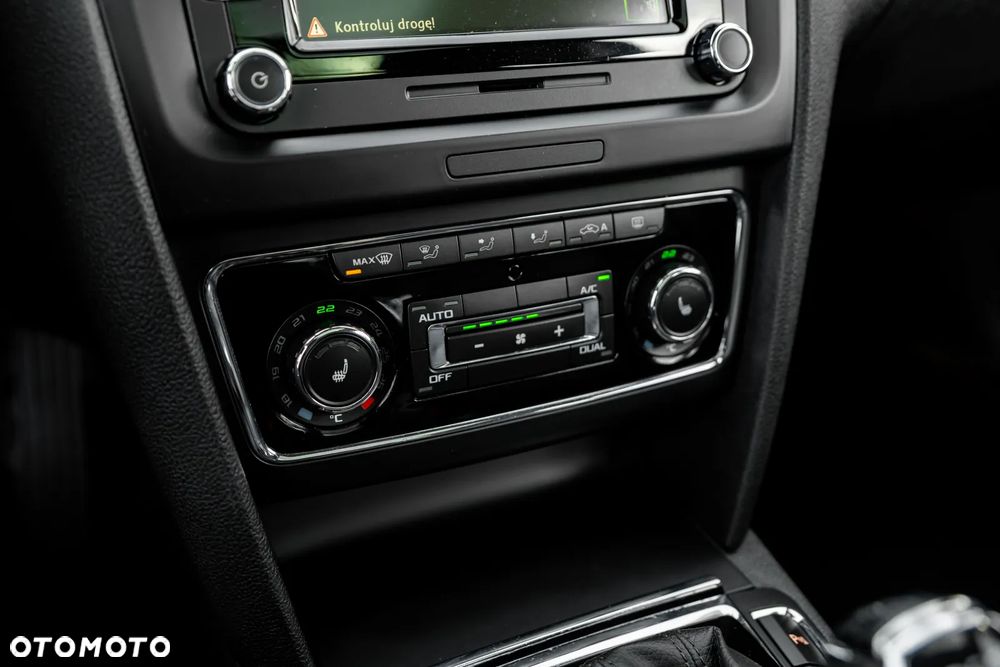 Skoda Superb 2.0 TDI Green tec 4x4 DSG Elegance - 38