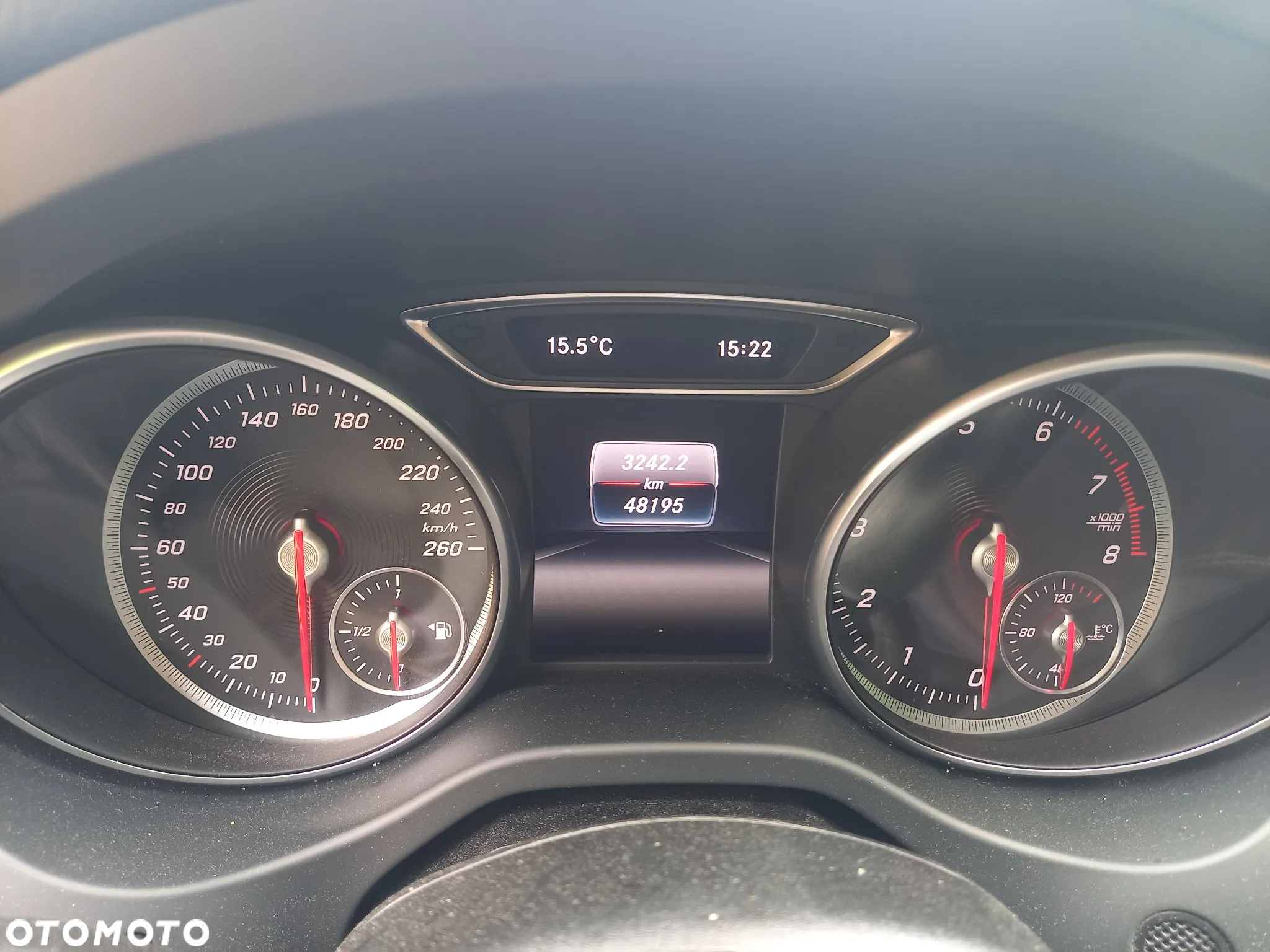 Mercedes-Benz GLA 180 Peak Edition - 9