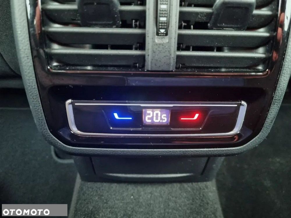 Volkswagen Passat Variant 1.5 TSI OPF DSG Business - 30