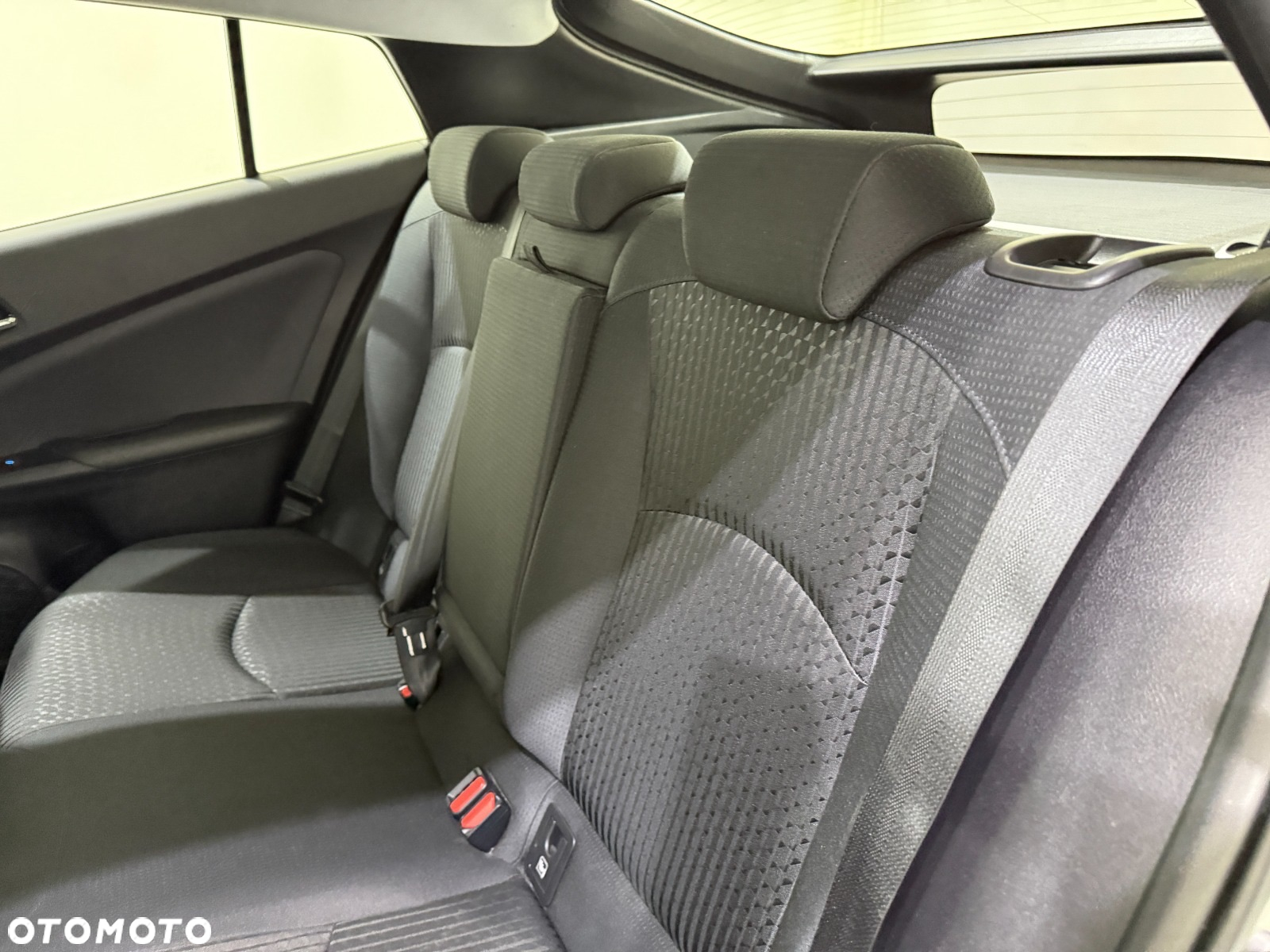 Toyota Prius 1.8 Hybrid Premium - 20