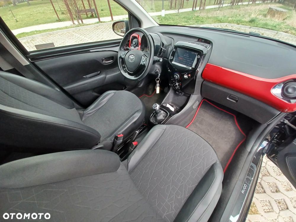 Toyota Aygo 1.0 VVT-i Black Edition - 21