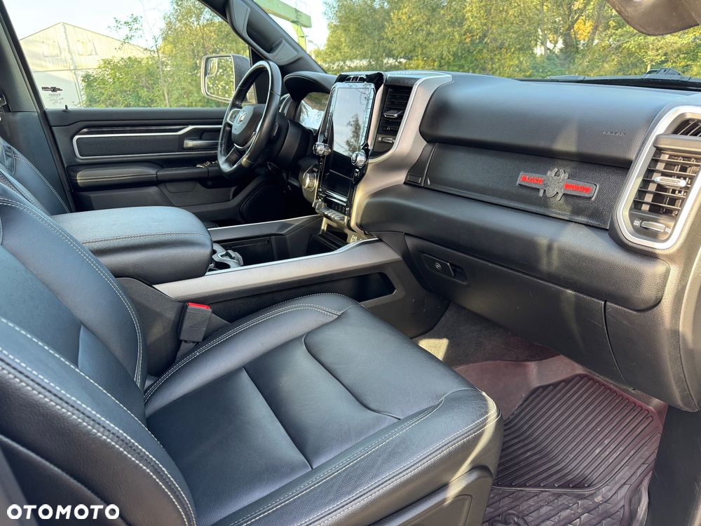RAM 1500 Crew Cab MB Sport - 17