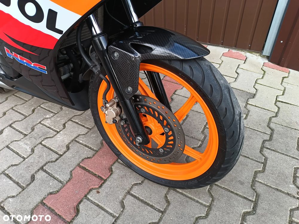Honda CBR - 11