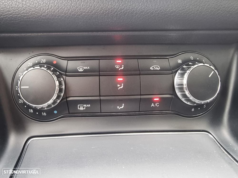 Mercedes-Benz CLA 180 d Urban Aut. - 28