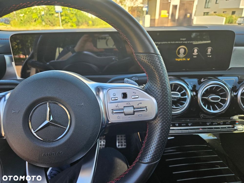 Mercedes-Benz CLA 220 AMG Line 7G-DCT - 16