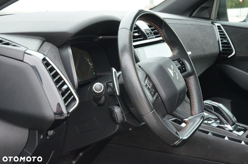 DS Automobiles DS 7 Crossback - 21