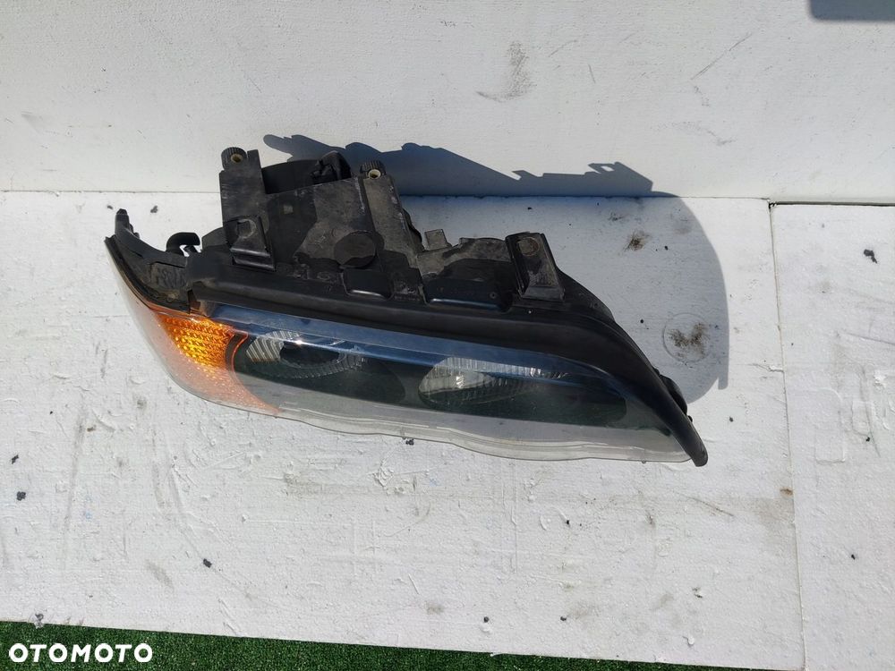 Lampa prawa BMW X5 E53 xenon - 3