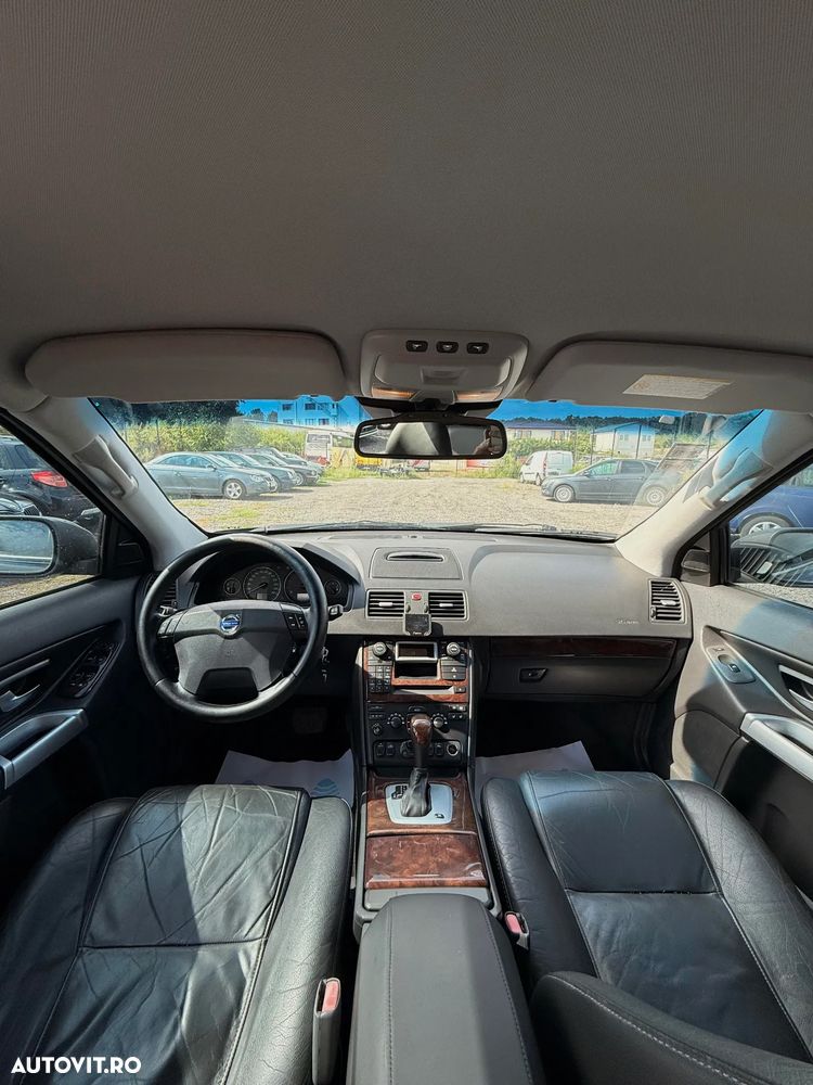 Volvo XC 90 2.4 D Aut. 7 locuri - 21