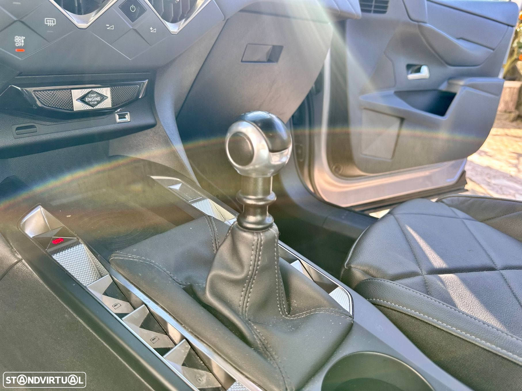 DS DS3 Crossback 1.2 PureTech SE Connected Chic - 27