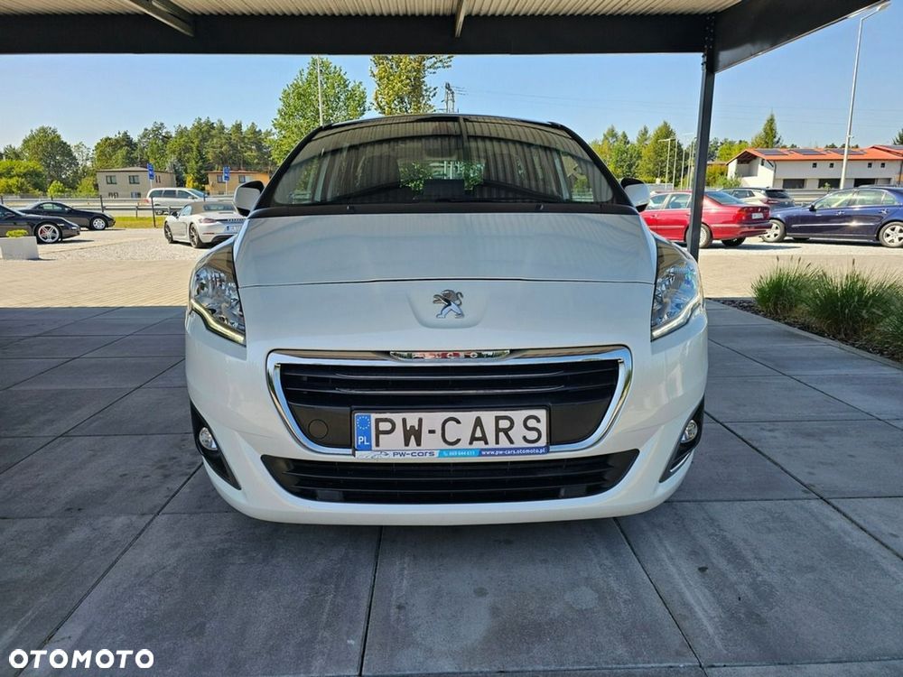 Peugeot 5008 - 5