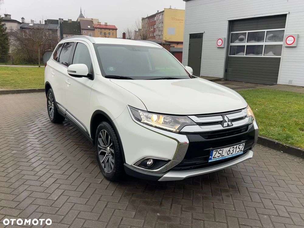 Mitsubishi Outlander 2.0 2WD CVT Diamant Edition - 1