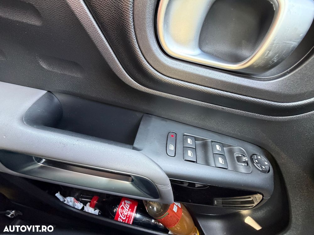 Citroën C5 Aircross 1.6 FWD 225 EAT8 Shine - 4