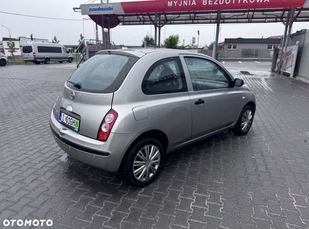 Nissan Micra - 2