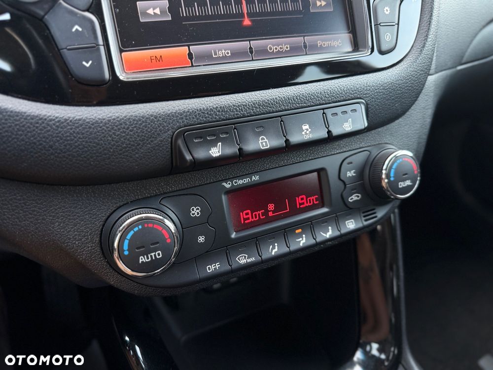 Kia Ceed - 12
