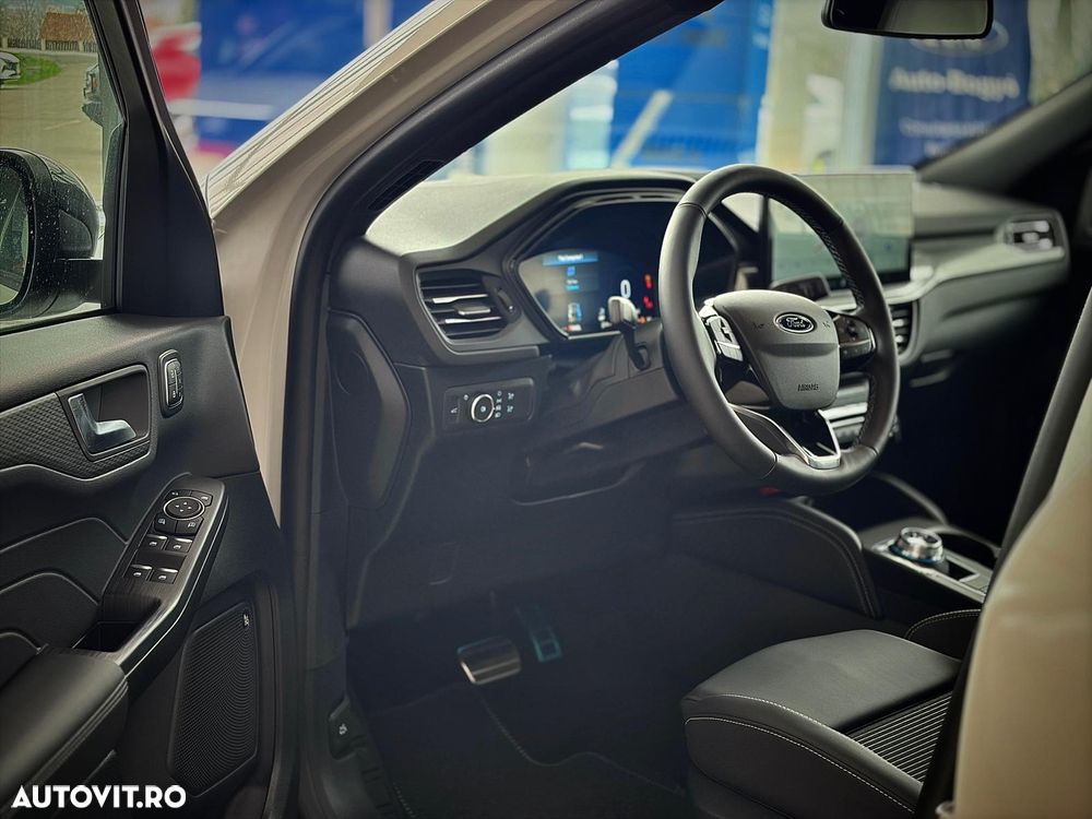 Ford Kuga 2.5 Duratec FHEV 4x4 SOUND EDITION - 33