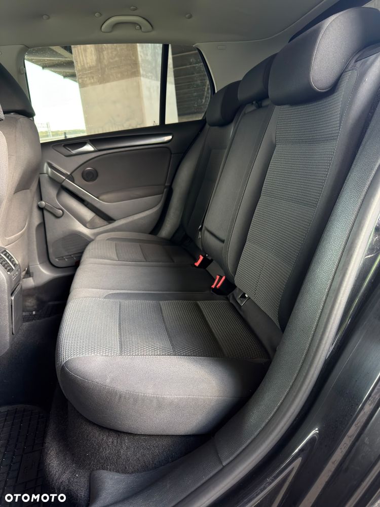 Volkswagen Golf - 12