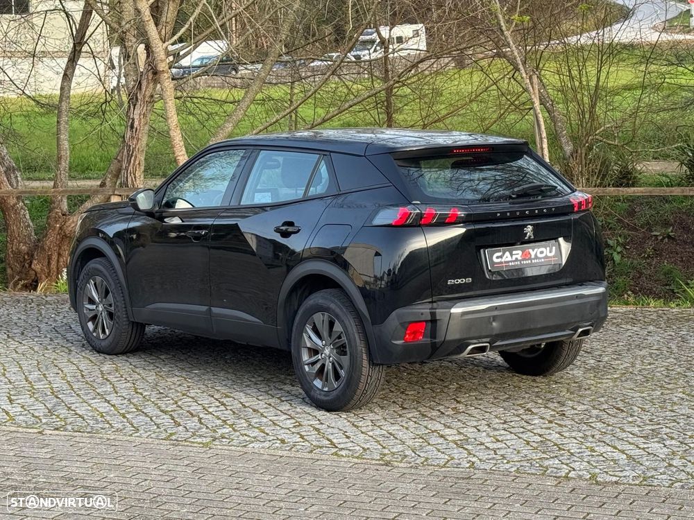 Peugeot 2008 1.2 PureTech Allure Pack EAT8 - 14