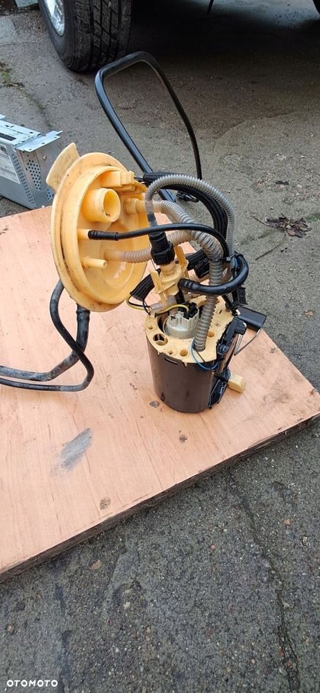 Pompa paliwa Land rover freelander 2 2.2