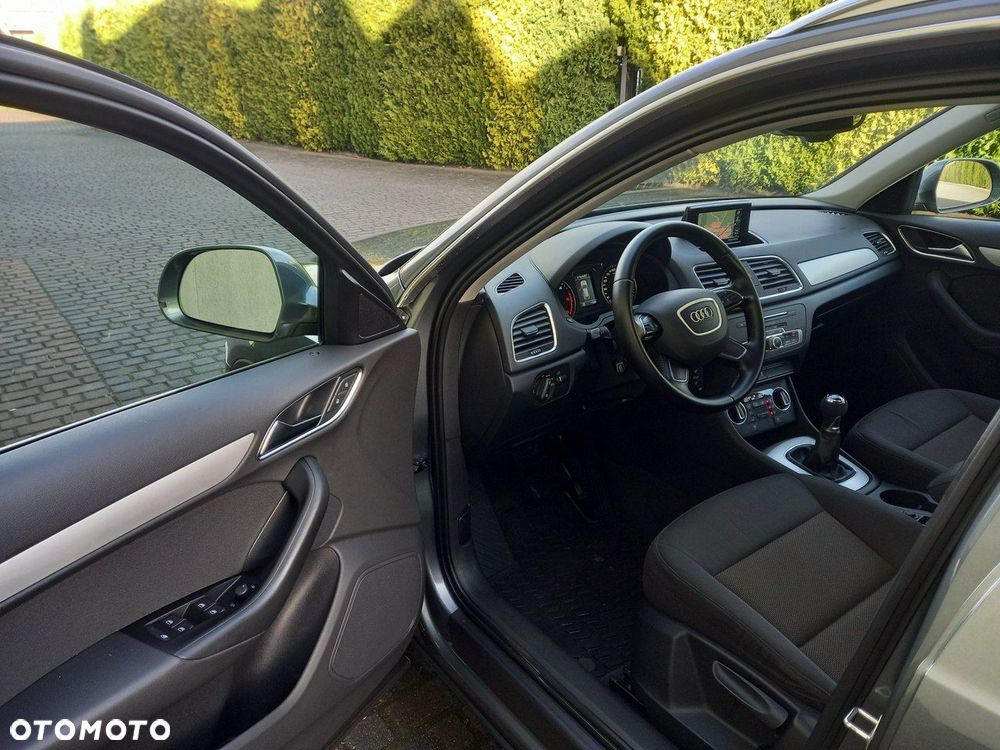 Audi Q3 2.0 TDI Design - 28