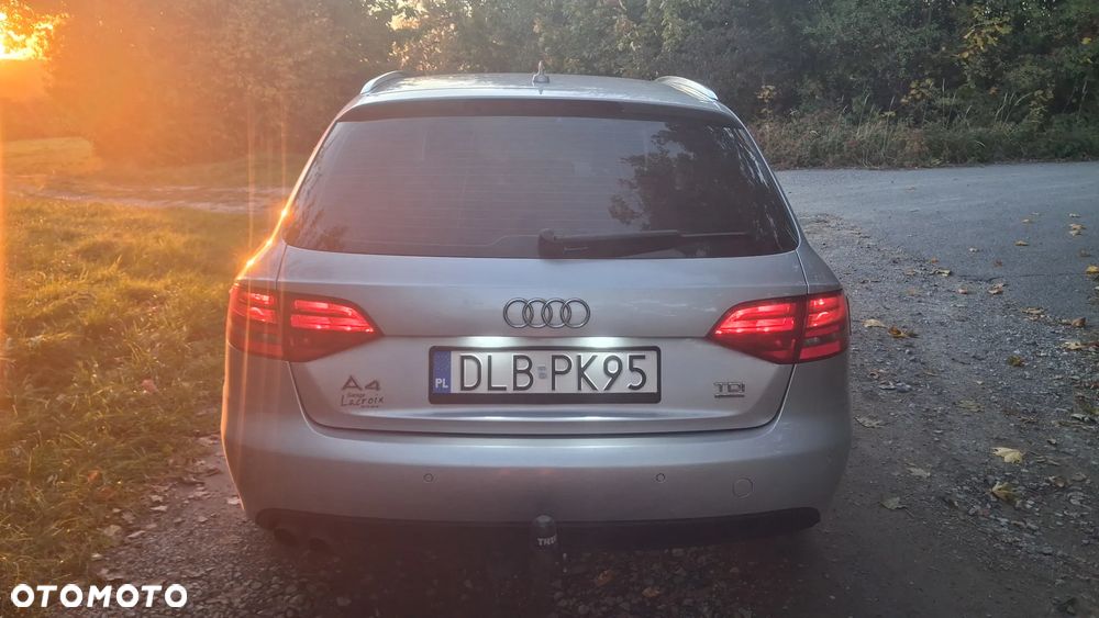 Audi A4 Avant 2010 photo 5