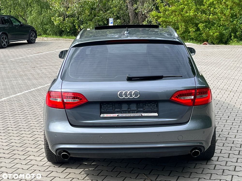 Audi A4 Avant 3.0 TFSI quattro S tronic Attraction - 28