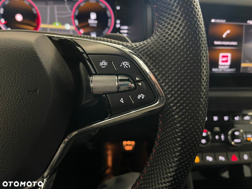 Skoda Kodiaq 2.0 TSI 4x4 RS DSG 7os - 33