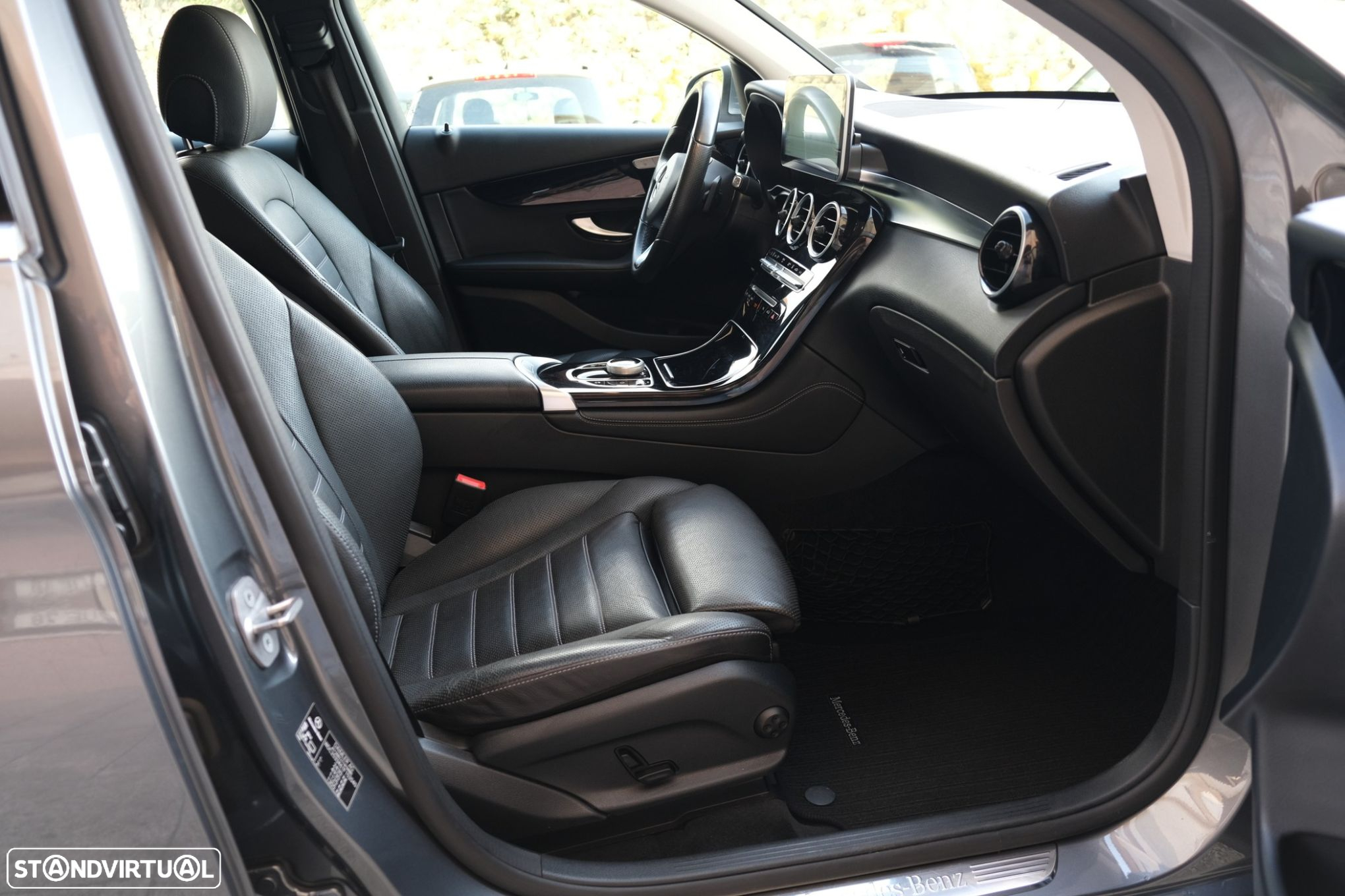 Mercedes-Benz GLC 250 Coupe 4Matic 9G-TRONIC Exclusive - 15