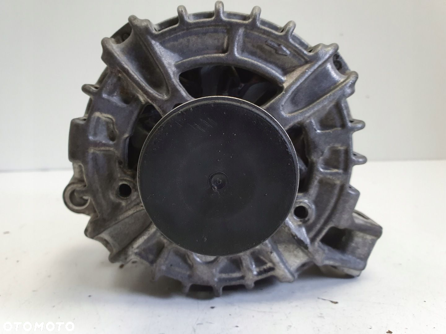 Volvo V70 III 2.0 D3 ALTERNATOR - 7