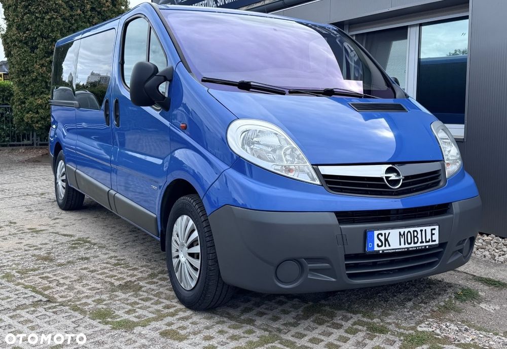 Opel Vivaro - 2