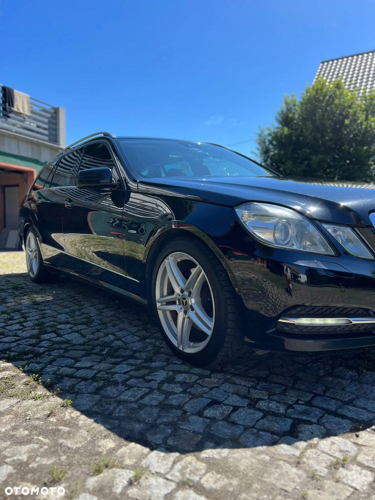 Mercedes-Benz Klasa E 250 CDI 4-Matic BlueEff Avantgarde - 3