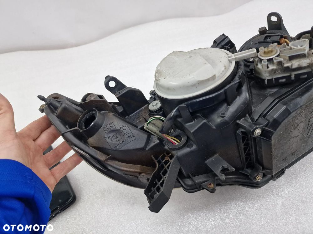 SUBARU OUTBACK III 3 / LEGACY IV 4 06-09 LEWA LAMPA PRZEDNIA PRZÓD KOMPLETNA XENON , NR KOITO 100-20959 , NR AUKCJI LA404 - 16