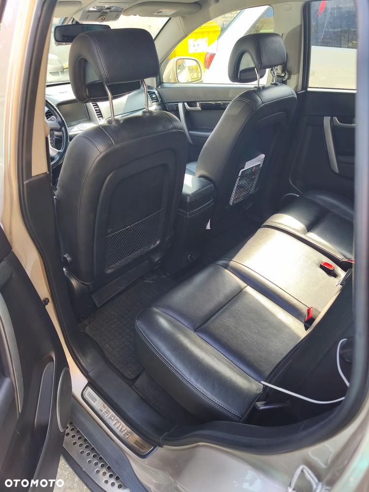 Chevrolet Captiva 2.2 D LTZ - 8