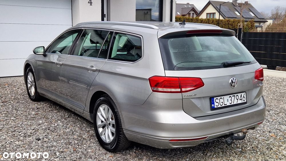 Volkswagen Passat - 14
