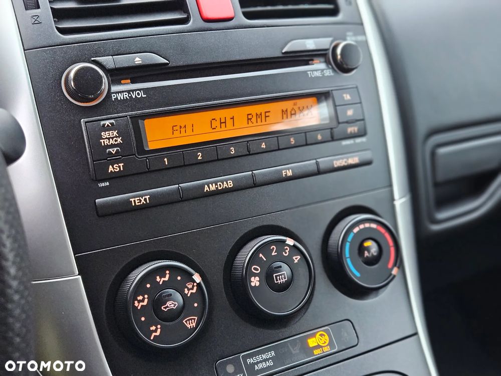 Toyota Auris 1.33 Dual-VVT-i START Edition - 18