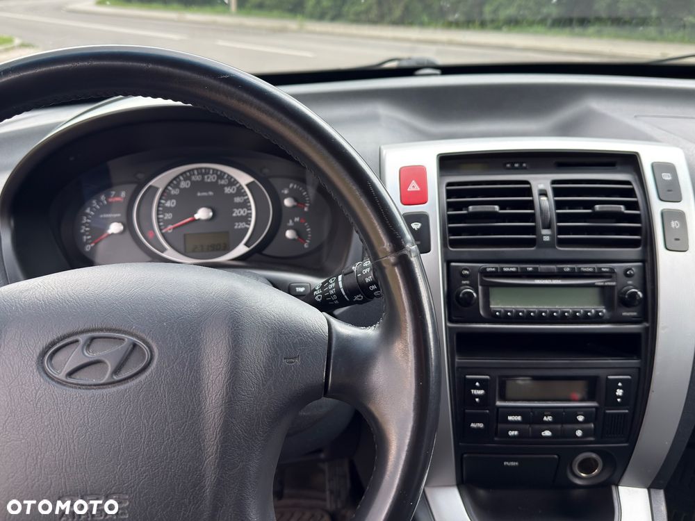 Hyundai Tucson 2.0 Comfort 2WD - 9