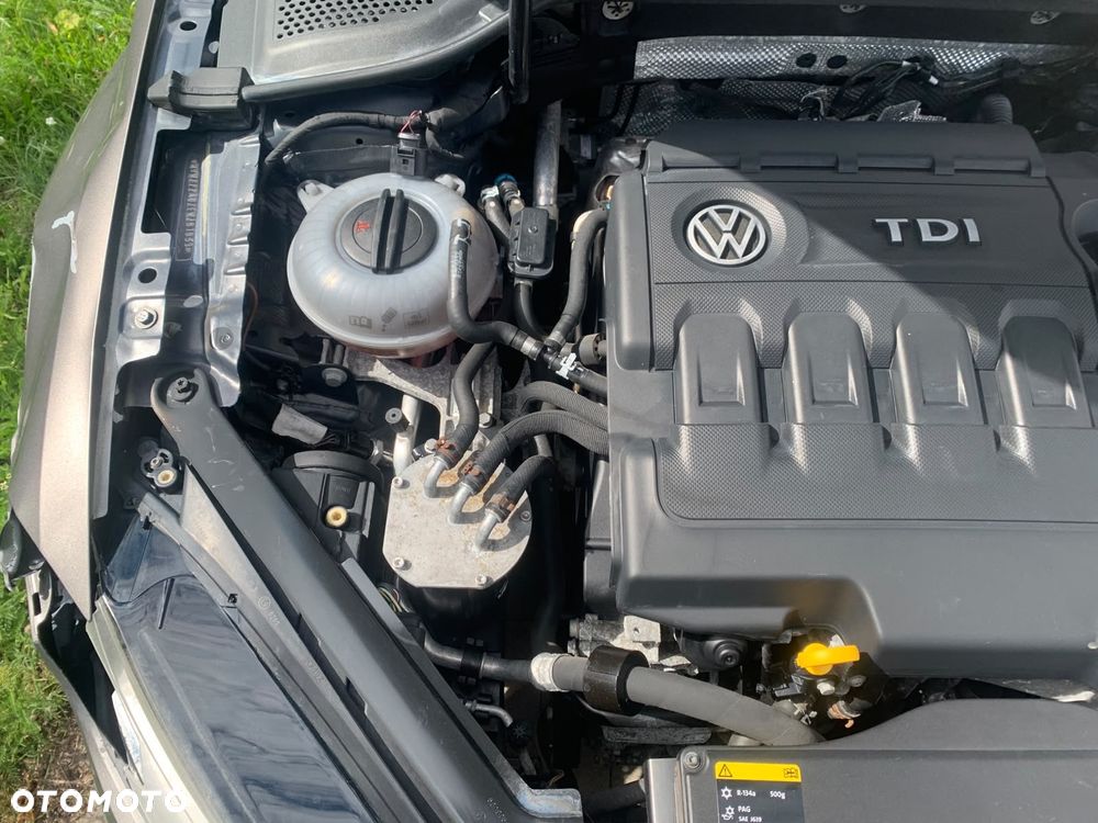 Volkswagen Golf 1.6 BlueTDI Comfortline - 11