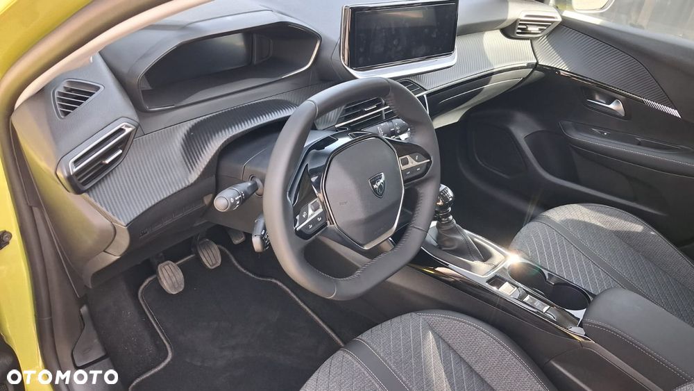 Peugeot 208 1.2 PureTech Business S&S - 13