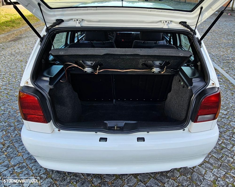 VW Polo - 33