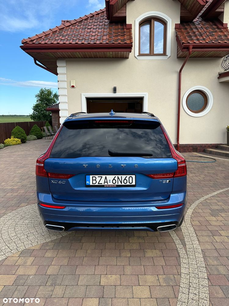 Volvo XC 60 T5 GPF AWD R-Design - 4