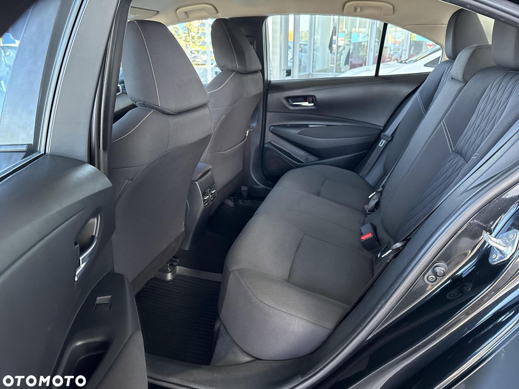 Toyota Corolla - 14