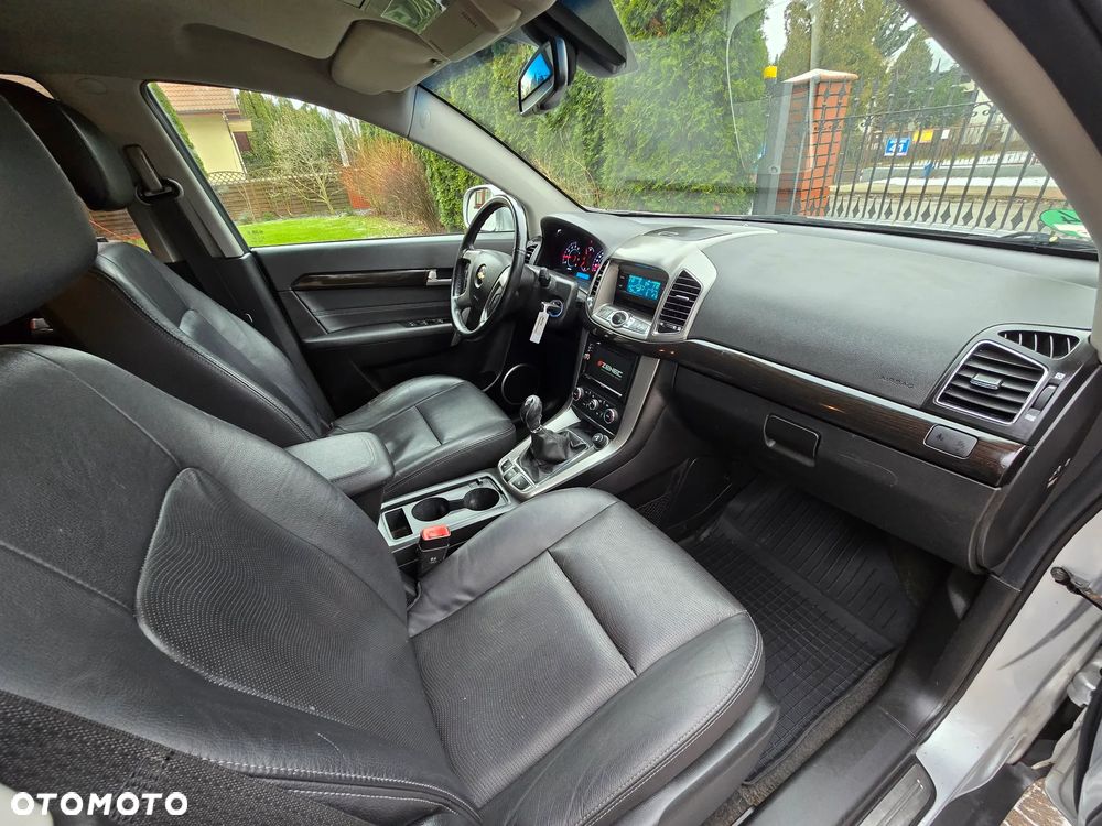 Chevrolet Captiva 2.4 AWD LT+ - 5