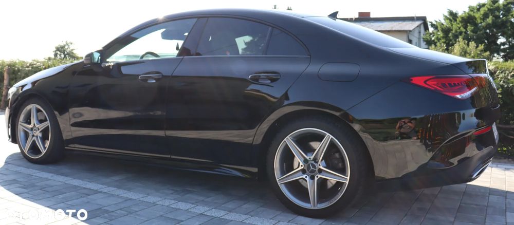 Mercedes-Benz CLA 220 7G-DCT - 4