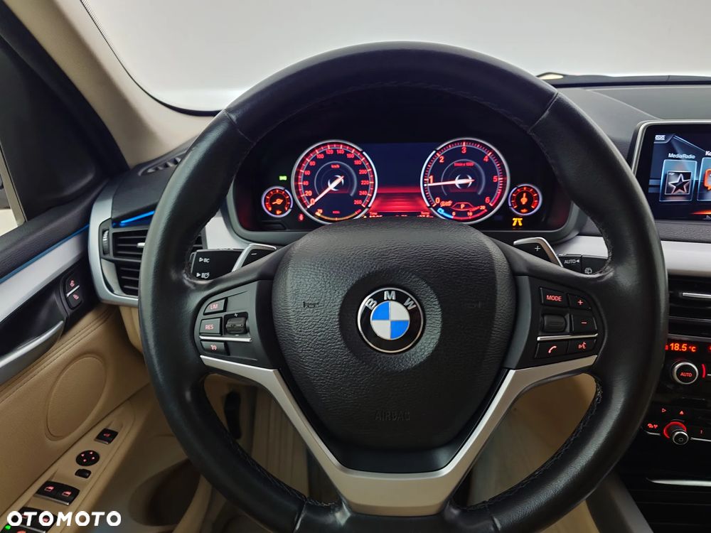 BMW X5 xDrive25d - 16