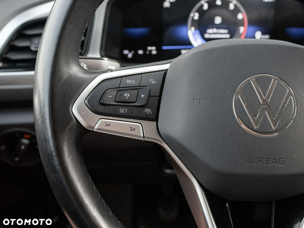 Volkswagen T-Roc - 14