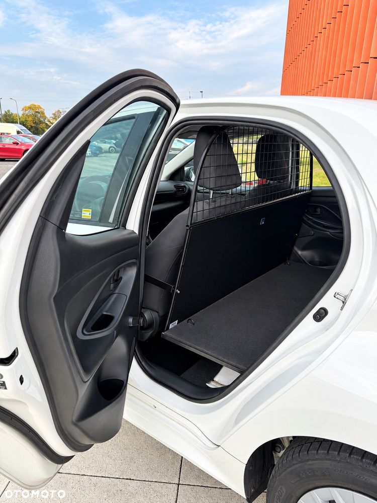 Toyota Yaris 1.0 Active - 19